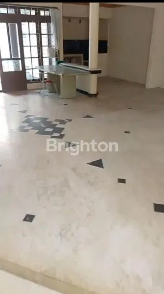 image RUMAH STRATEGIS DI JUAL (4)