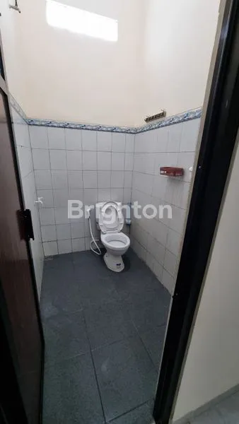 image RUMAH SIAP HUNI LINGKUNGAN PERUMAHAN LOKASI DEKAT MALL AMBARRUKMO PLAZA (4)