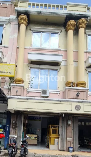 image RUKO GRAND FLOWER, 3 LANTAI,  NEGO, POSISI HADAP JALAN RAYA PASAR KEMBANG (1)