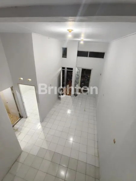 image RUMAH 2 LANTAI MURAH GRAND VIEW KARAWACI (2)