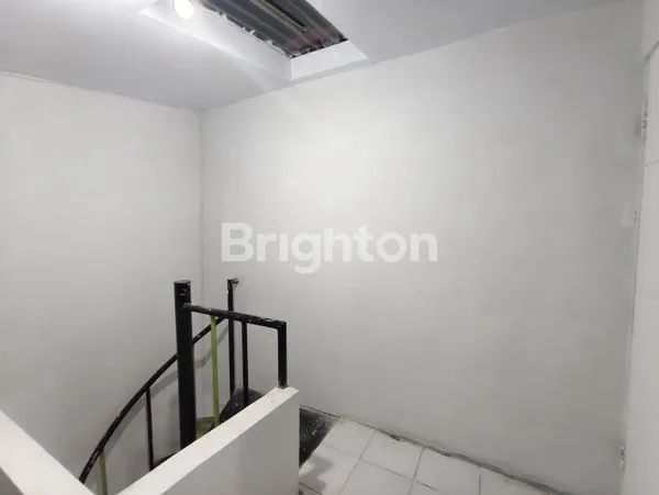 image RUMAH 2 LANTAI MURAH GRAND VIEW KARAWACI (3)