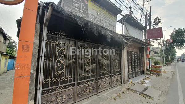 image DIJUAL RUMAH DI JALAN UTAMA CIBEUREUM,TEMPAT USAHA YANG SANGAT STATEGIS (1)