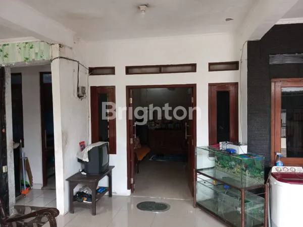 image HUNIAN DI DALAM CLUSTER (1)