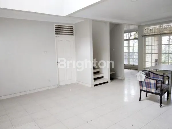 image RUMAH TINGKAT DALAM CLUSTER SEKTOR 9 BINTARO JAYA. (2)