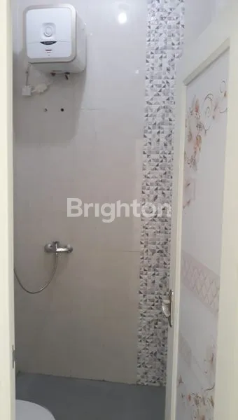 image RUMAH BARU MODERN TENGAH SURABAYA TIMUR (3)