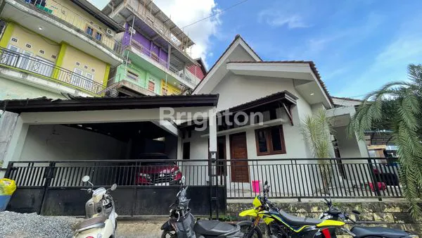 image RUMAH MEWAH TIPE HOOK (1)