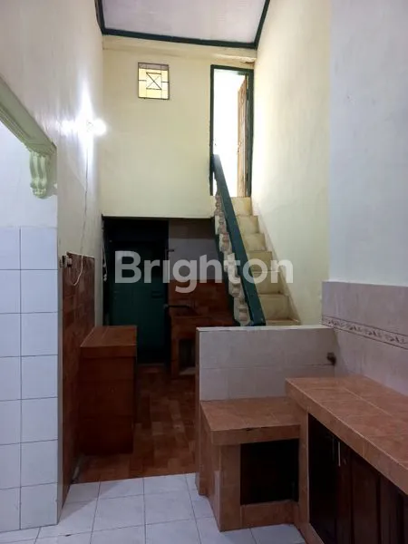 image RUMAH 2 LANTAI DAERAH IKAN IKAN KOTA  MALANG (5)