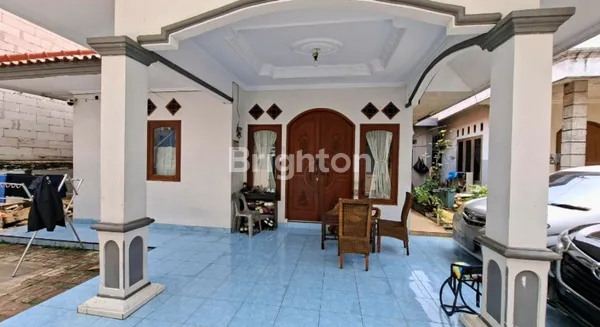 image RUMAH BONUS KOS 5 PINTU LOKASI CONDET JAKARTA TIMUR (1)
