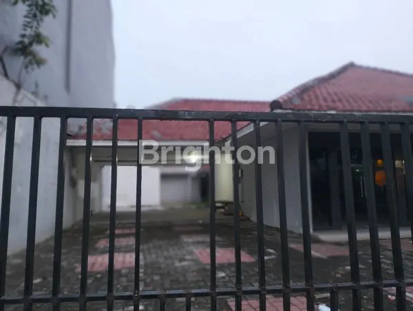 image RUMAH 1 LANTAI EKS RESTO LOKASI STRATEGIS DI PUSAT KULINER CEMPAKA PUTIH, JAKARTA PUSAT (3)