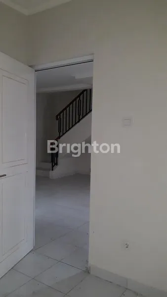 image RUMAH NYAMAN & AMAN, DALAM CLUSTER, DEKAT SEKOLAH PENABUR (4)