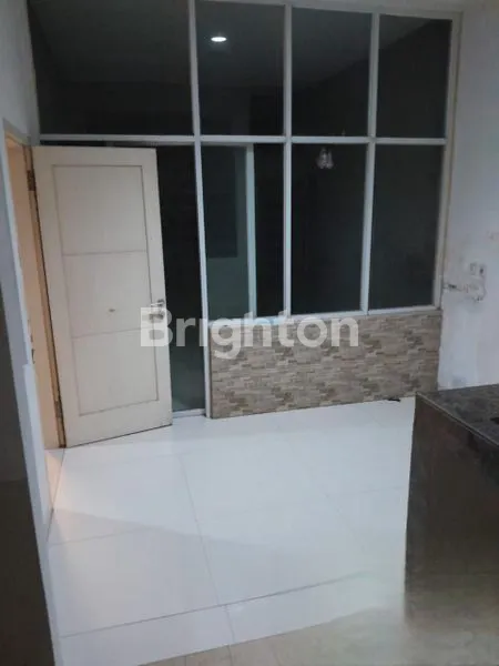 image TURUN HARGA RUMAH HOOK SEVILLA BSD (4)