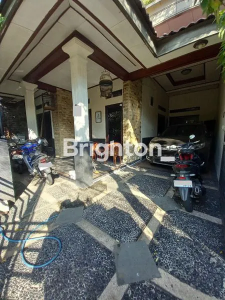 RUMAH SURABAYA DEKAT MERR DAN UNIVERSITAS