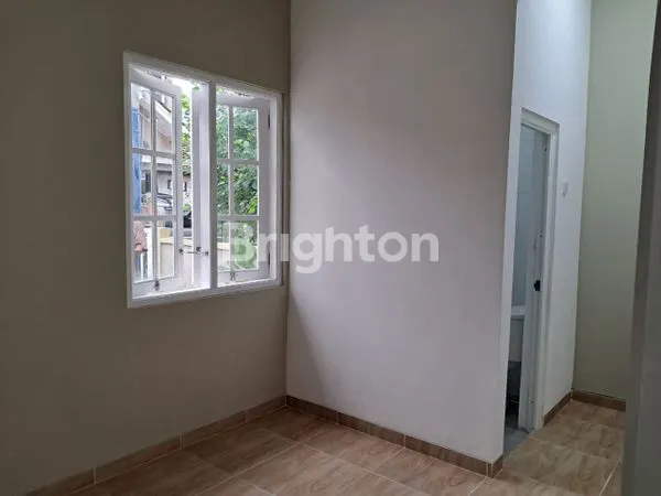 image DIJUAL CEPAT RUMAH ASRI GRIYA LOKA, BSD (4)