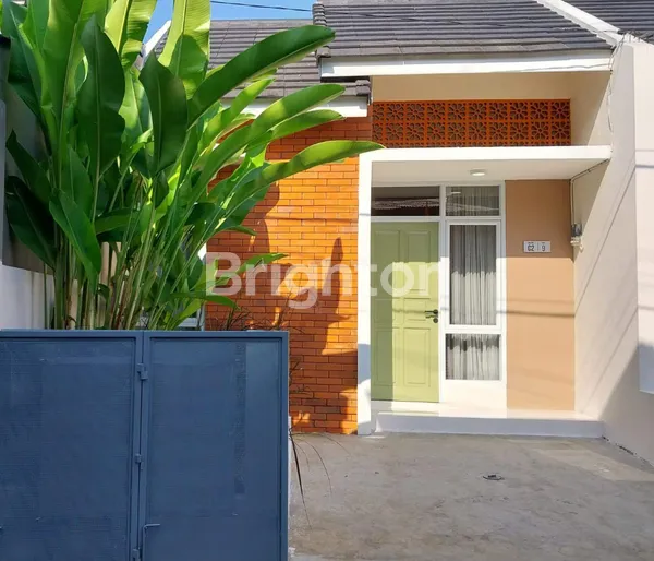 image DIJUAL RUMAH BARU SIAP HUNI 598 JUTA (NEGO) DI DALAM PERUMAHAN AREA KATULAMPA DI KOTA BOGOR (1)