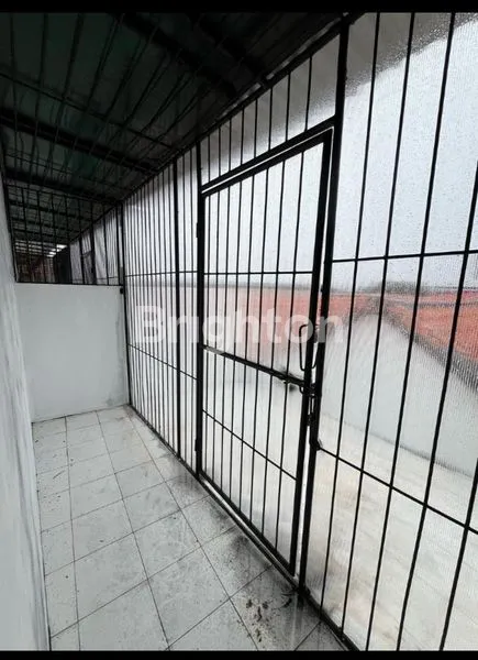 image  RUKO PINGGIR JALAN, SISA SATU UNIT  (2)