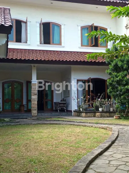image RUMAH MEWAH DI KEMANG PRATAMA BEKASI (1)