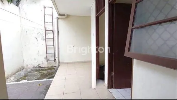 image RUMAH SIAP HUNI KEMANG PRATAMA BEKASI (6)