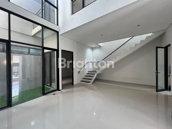 image PANTAI MENTARI KENJERAN BABATAN LEBAK (2)