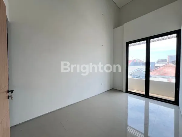 image PANTAI MENTARI KENJERAN BABATAN LEBAK (7)