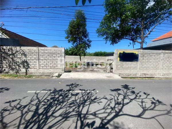 image TANAH KOTAK 4 ARE DI RENON SUDAH ADA TEMBOK KELILING (1)