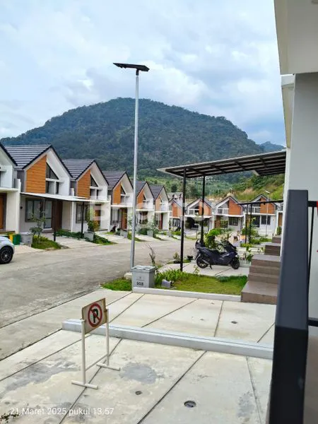 image RUMAH MINIMALIS CLUSTER SPRING VALLEY SENTUL (2)