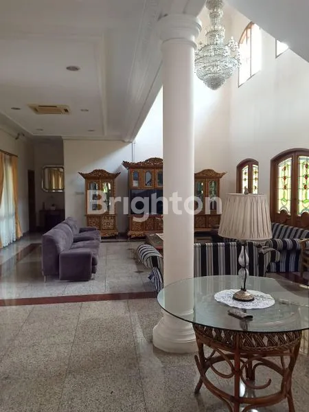 image RUNAH MEWAH DI KEMANG PRATAMA BEKASI (6)