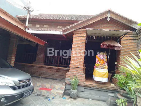 image RUMAH MINIMALIS ELEGAN DAN NYAMAN DIPUSAT KOTA SINGARAJA (1)
