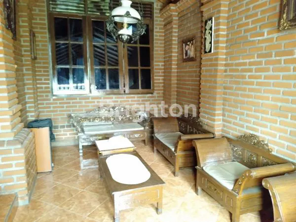 image RUMAH MINIMALIS ELEGAN DAN NYAMAN DIPUSAT KOTA SINGARAJA (3)