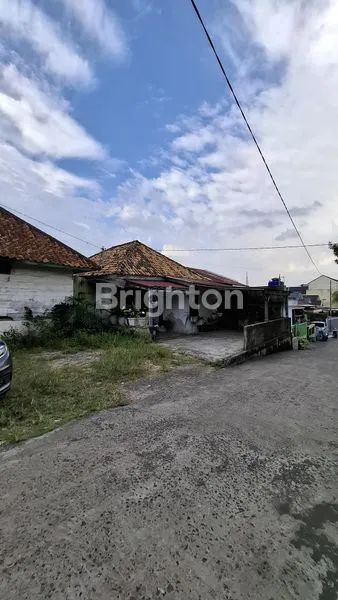 image LOKASI PUSAT KOTA BISA DIBANGUN TOWNHOUSE ATAU KOS2AN (4)