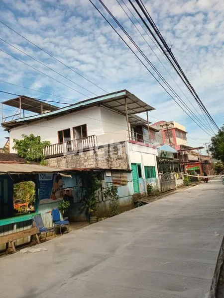 image DIJUAL CEPAT BANGSALAN 3 PINTU JL.DR.SUTOMO SAMARINDA (2)