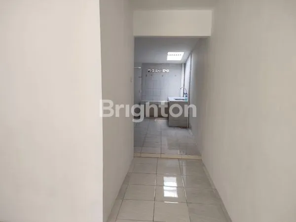 image RUMAH BELAKANG PAPAYA DEKAT DARMO PERMAI PASAR MODERN MAYJEND SUNGKONO LONTAR VILLA VALENSIA SDPS DPU DPT DPB DPS (2)