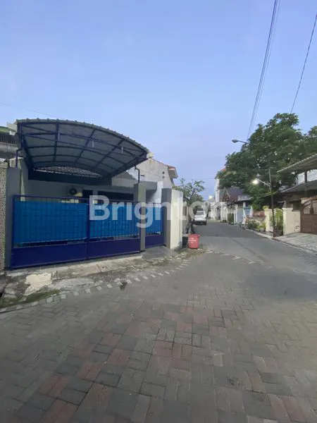 image RUMAH DARMO BELAKANG PAPAYA MAYJEND YOEWONO HR MUHAMMAD MAYJEND SUNGKONO DARMO PERMAI PUNCAK PERMAI SIMPANG DARMO PERMAI UTARA SELATAN SDPS SDPU (5)