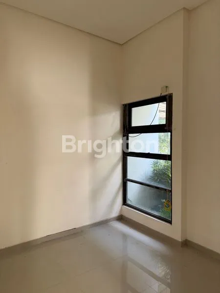 image RUMAH NYAMAN ASRI AMAN GREENLAND (6)