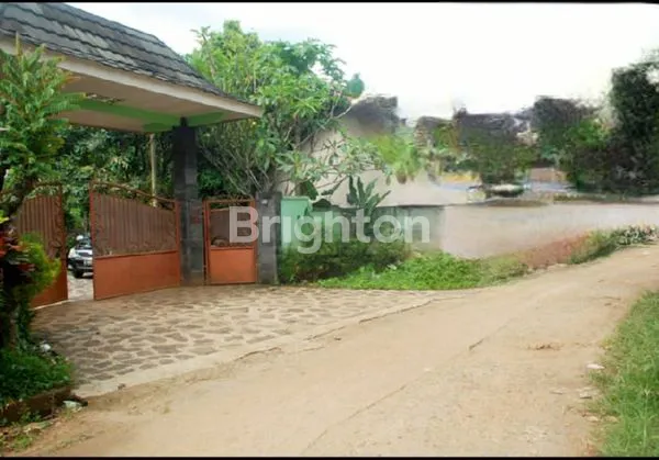 image RUMAH MEWAH 2 LANTAI DI JL. GUNUNG SINDUR, BOGOR, HARGA TERJANGKAU (8)