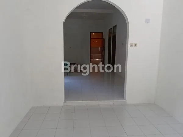 image RUMAH SEWA TERJANGKAU DI TAMAN, MADIUN - AKSES MUDAH & LINGKUNGAN NYAMAN (5)