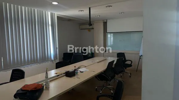 image OFFICE STRATEGIS PINGGIR JALAN UTAMA MULAWARMAN BALIKPAPAN SELATAN (4)
