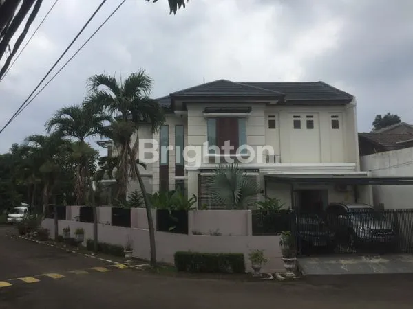 image RUMAH  BINTARO SEKTOR 5 LT 285 LB 320 KT 5 KM 5 (8)