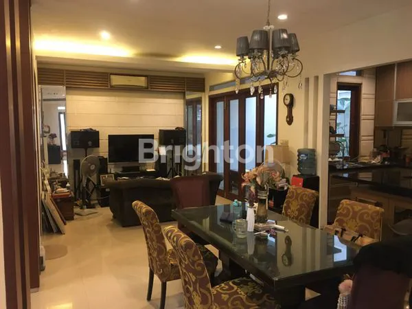 image RUMAH  BINTARO SEKTOR 5 LT 285 LB 320 KT 5 KM 5 (2)