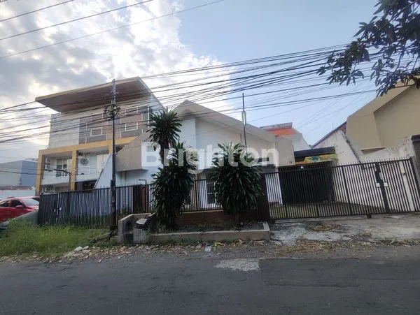 RUMAH USAHA JALAN KEMBAR RAYA MANYAR KERTOADI STRATEGIS SELANGKAH MERR, DEKAT GALAXY MALL, KERTAJAYA, ARAYA, ITS, UNAIR, HANG TUAH, DHARMAHUSADA, PAKUWON CITY