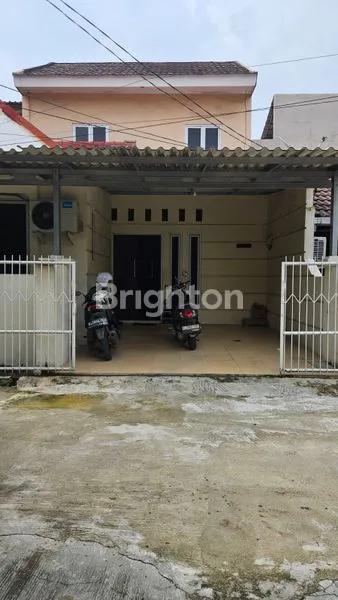 image RUMAH CANTIK DI TAMAN ROYAL 1 - KOTA TANGERANG (1)