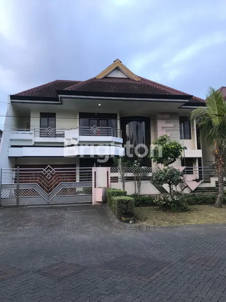 image RUMAH 2 LANTAI DI ARAYA JALAN KEMBAR PERUM BLIMBING INDAH (1)