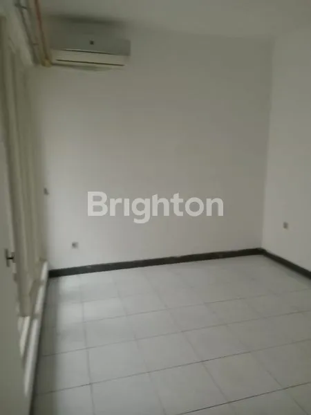 image RUMAH SIAP HUNI – CITRALAND SURABAYA (6)