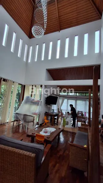 image VILA DI KLUB BUNGA REGENCY KOTA BATU (4)