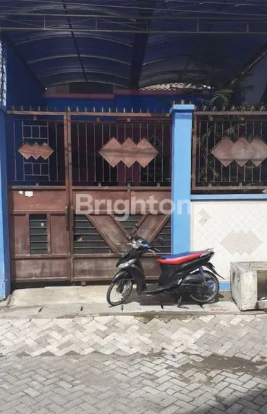 image RUMAH SECOND KAMAR TIDUR 5 DI LEBAK SURABAYA TIMUR (1)