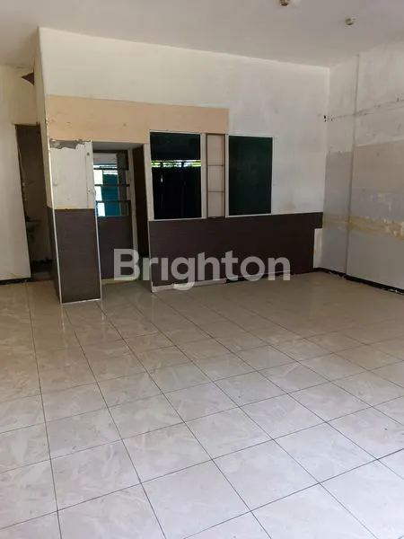 TEMPAT USAHA RAYA WIYUNG