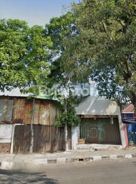 LAHAN LUAS DI TENGAH KOTA GRESIK