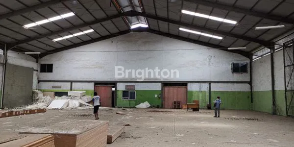 DISEWAKAN TRIPLE GUDANG DENGAN LUAS @ 2000 M2 LOKASI DI CITERAS RANGKASBITUNG