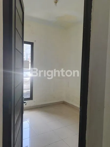 image JUAL CEPAT RUMAH DI PANORAMA RESIDENCE SAWANGAN DEPOK (5)