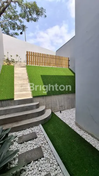 image RUMAH MODERN MINIMALIS 2 LANTAI TIDAR MALANG (7)