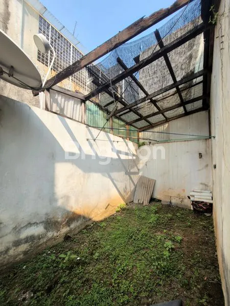 image RUMAH STRATEGIS MURAH DEKAT LRT CLUSTER PEKAYON DEKAT GALAXY DI KOTA BEKASI SELATAN (4)